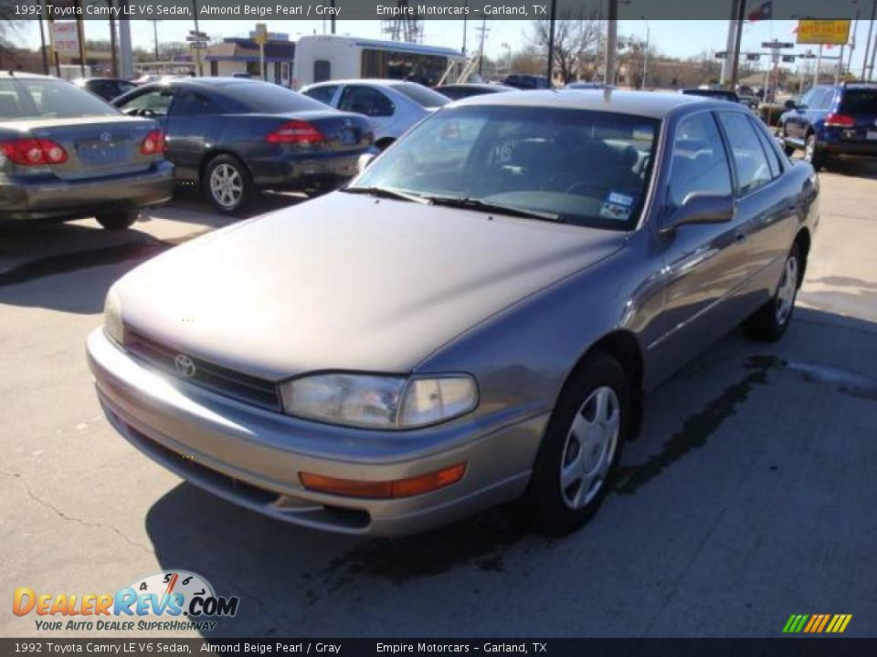 1992 Toyota Camry LE V6 Sedan Almond Beige Pearl / Gray Photo #1