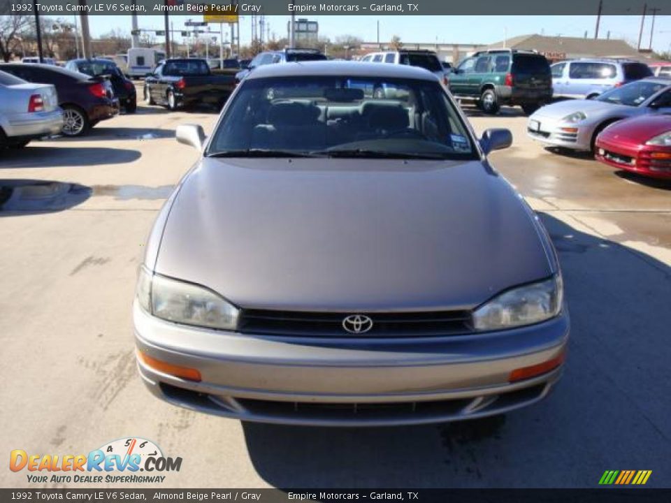 1992 Toyota Camry LE V6 Sedan Almond Beige Pearl / Gray Photo #2