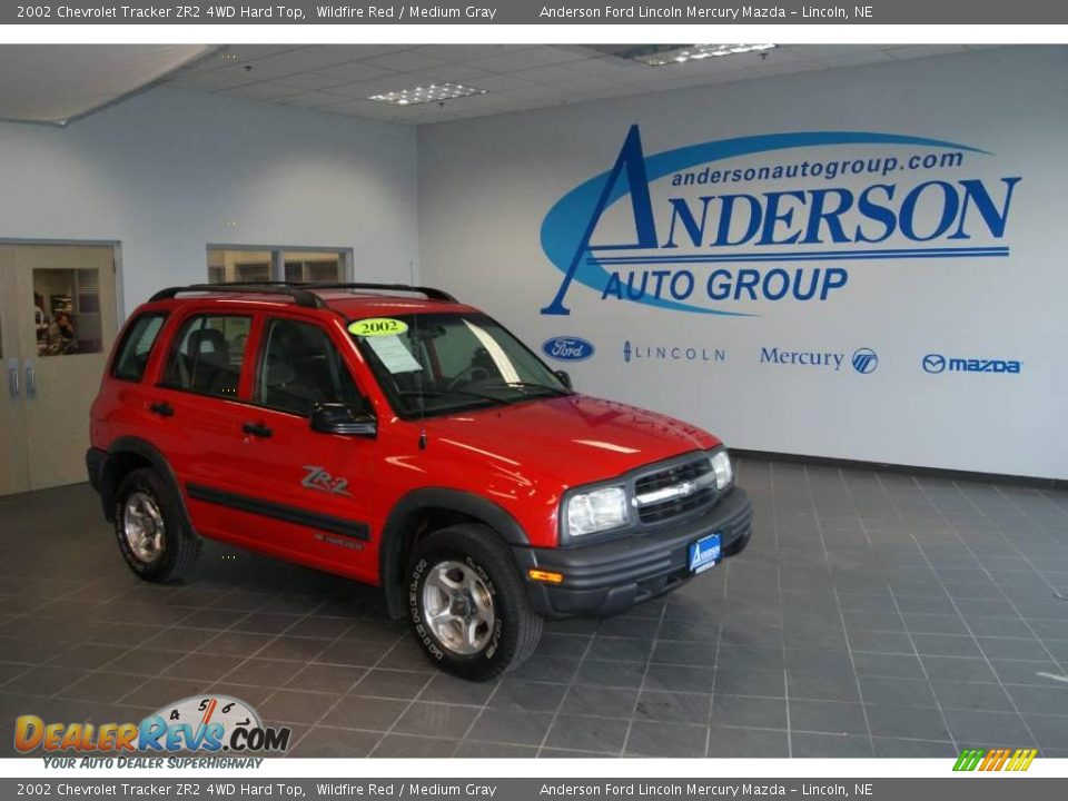 2002 Chevrolet Tracker ZR2 4WD Hard Top Wildfire Red / Medium Gray Photo #1