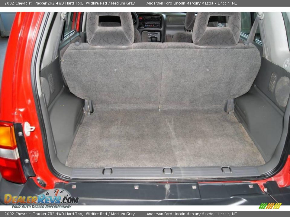 2002 Chevrolet Tracker ZR2 4WD Hard Top Wildfire Red / Medium Gray Photo #30