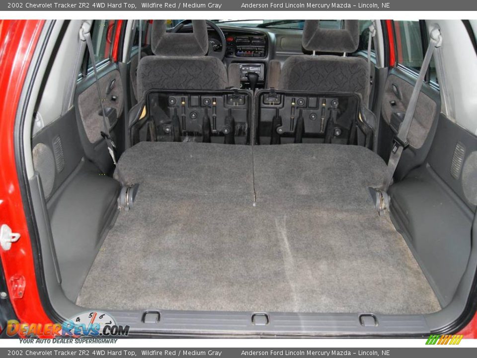 2002 Chevrolet Tracker ZR2 4WD Hard Top Wildfire Red / Medium Gray Photo #31