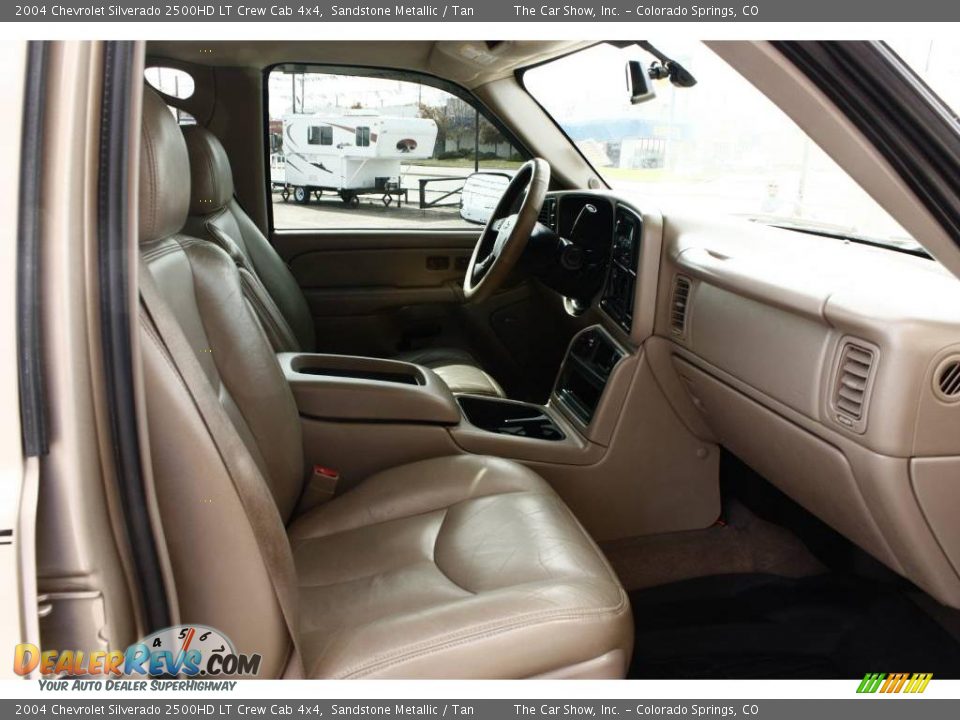 2004 Chevrolet Silverado 2500HD LT Crew Cab 4x4 Sandstone Metallic / Tan Photo #12