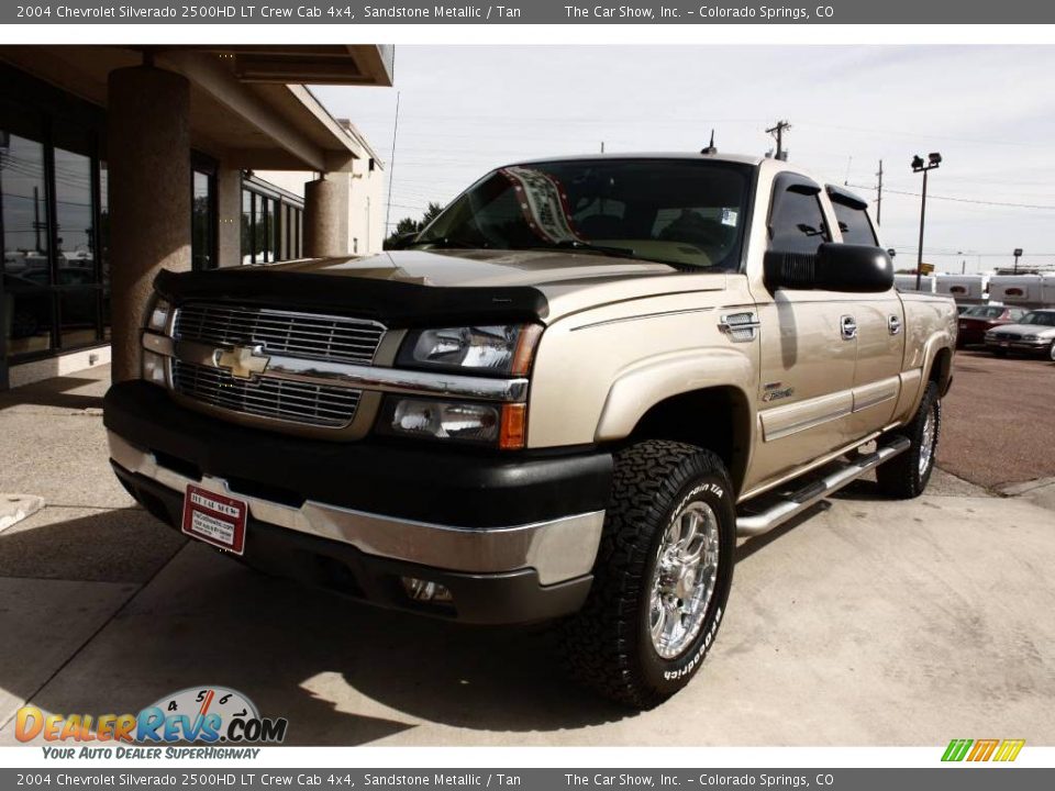 2004 Chevrolet Silverado 2500HD LT Crew Cab 4x4 Sandstone Metallic / Tan Photo #17