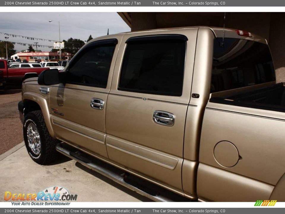 2004 Chevrolet Silverado 2500HD LT Crew Cab 4x4 Sandstone Metallic / Tan Photo #22
