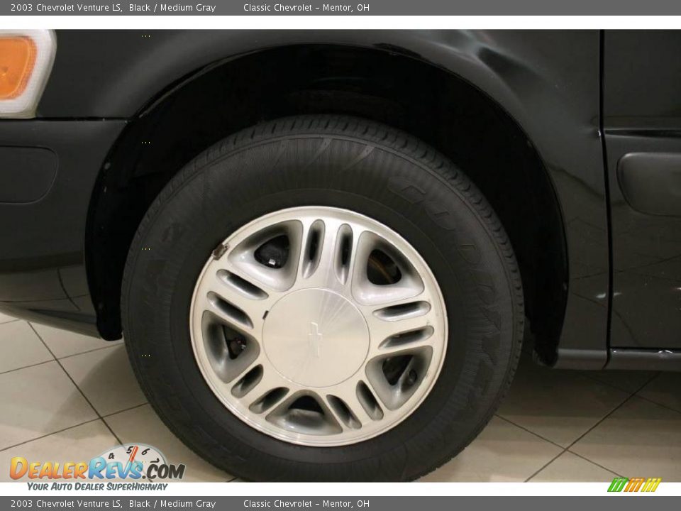 2003 Chevrolet Venture LS Black / Medium Gray Photo #18