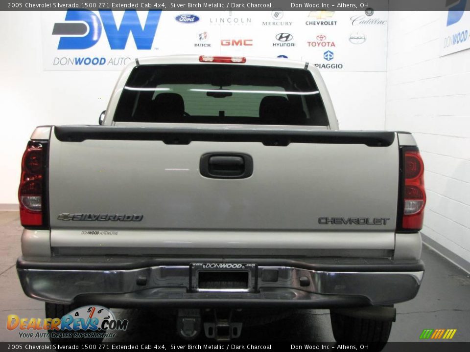 2005 Chevrolet Silverado 1500 Z71 Extended Cab 4x4 Silver Birch Metallic / Dark Charcoal Photo #7