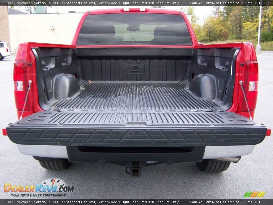 2007 Chevrolet Silverado 1500 LTZ Extended Cab 4x4 Victory Red / Light Titanium/Dark Titanium Gray Photo #7