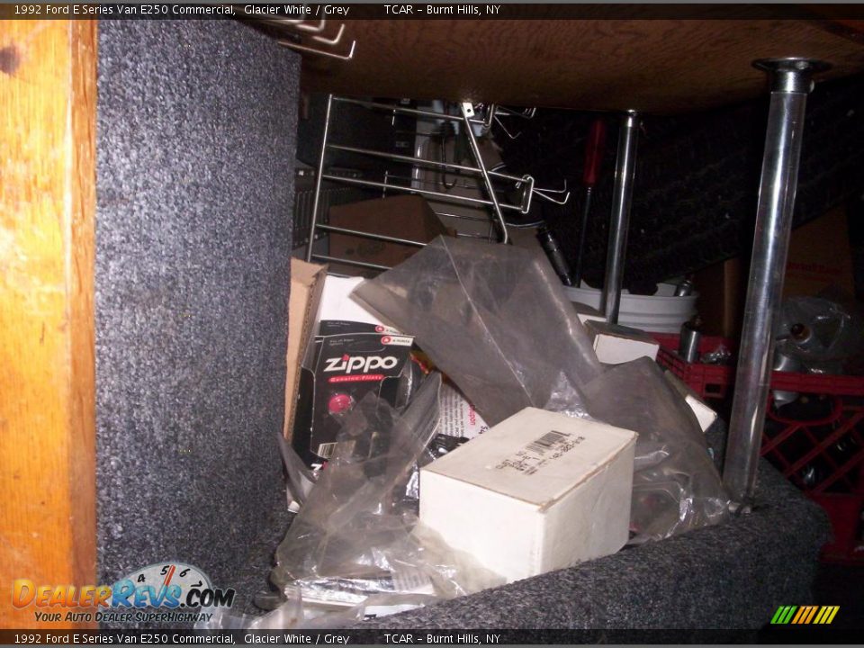 1992 Ford E Series Van E250 Commercial Glacier White / Grey Photo #14