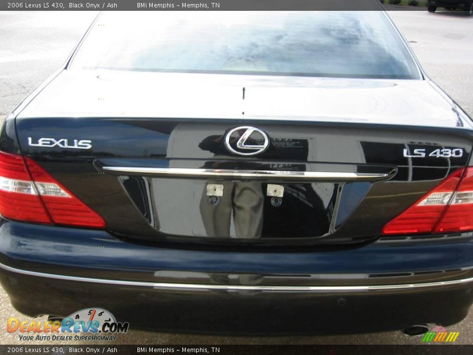 2006 Lexus LS 430 Black Onyx / Ash Photo #4