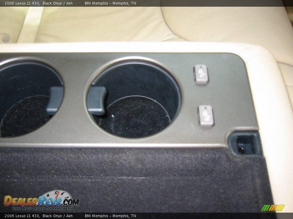 2006 Lexus LS 430 Black Onyx / Ash Photo #16