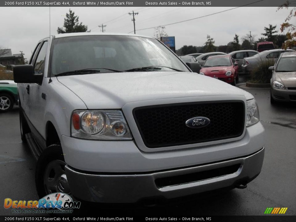 2006 Ford F150 XLT SuperCab 4x4 Oxford White / Medium/Dark Flint Photo #4