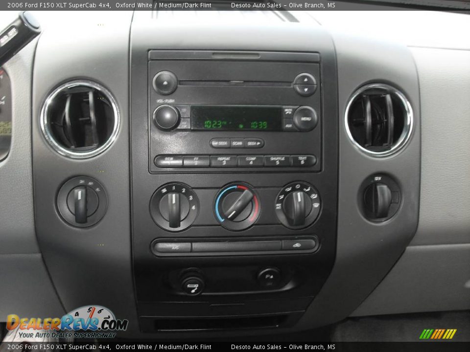 2006 Ford F150 XLT SuperCab 4x4 Oxford White / Medium/Dark Flint Photo #12