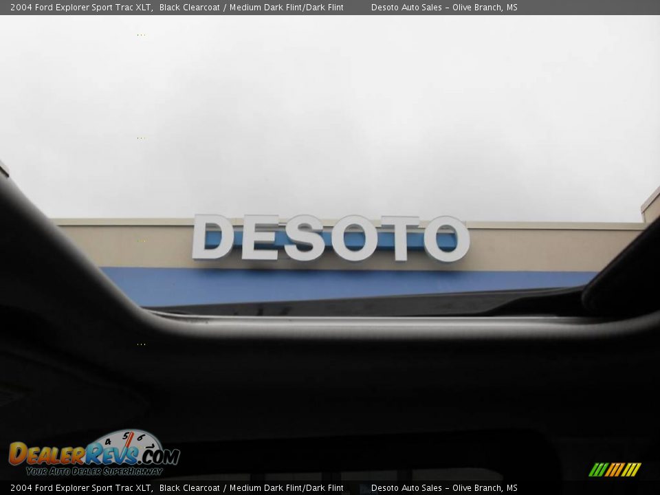 2004 Ford Explorer Sport Trac XLT Black Clearcoat / Medium Dark Flint/Dark Flint Photo #12