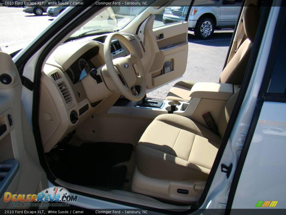 2010 Ford Escape XLT White Suede / Camel Photo #8