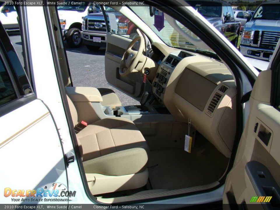 2010 Ford Escape XLT White Suede / Camel Photo #12