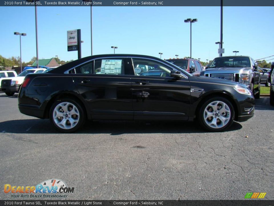 2010 Ford Taurus SEL Tuxedo Black Metallic / Light Stone Photo #2