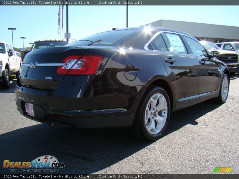 2010 Ford Taurus SEL Tuxedo Black Metallic / Light Stone Photo #3