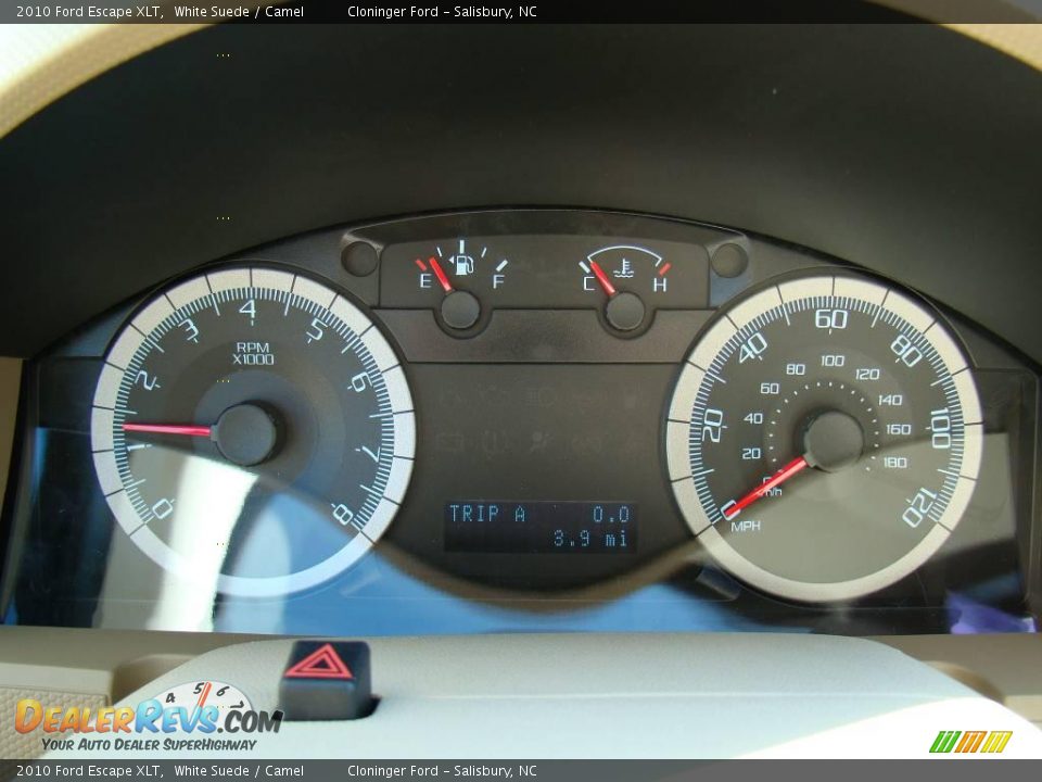 2010 Ford Escape XLT White Suede / Camel Photo #20