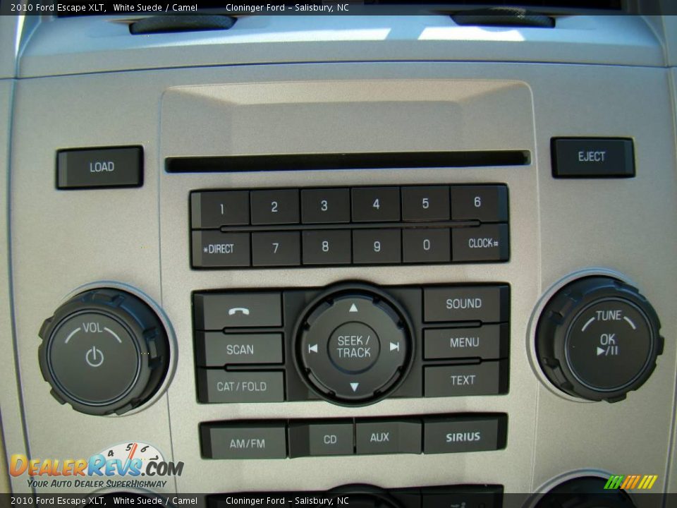 2010 Ford Escape XLT White Suede / Camel Photo #23