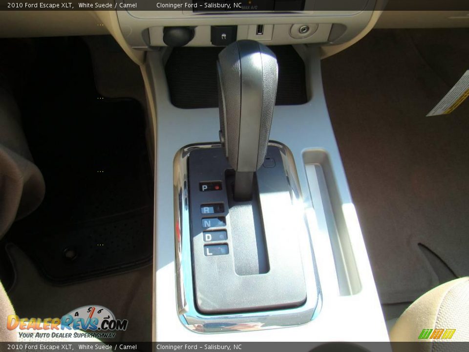2010 Ford Escape XLT White Suede / Camel Photo #27