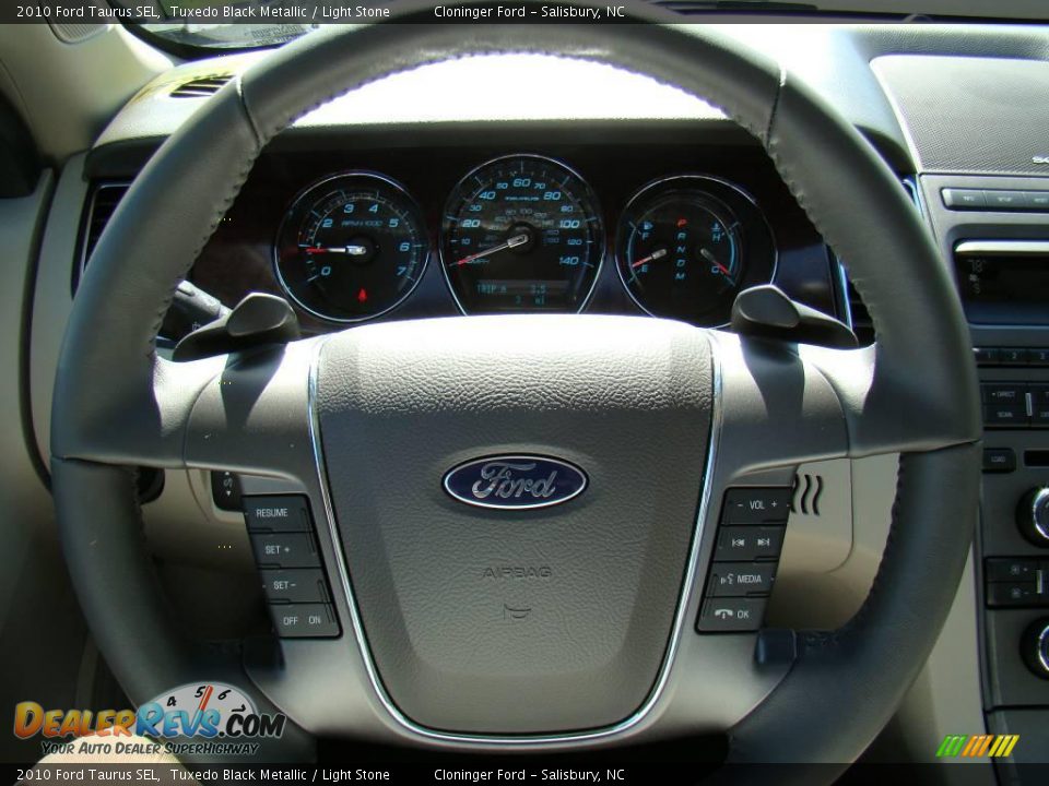 2010 Ford Taurus SEL Tuxedo Black Metallic / Light Stone Photo #20