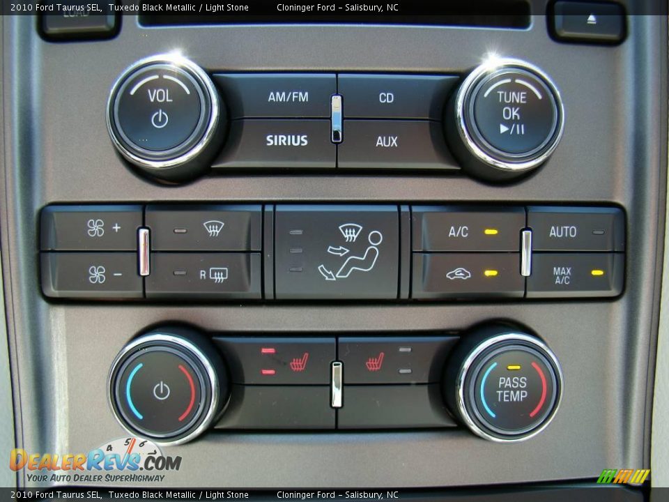 2010 Ford Taurus SEL Tuxedo Black Metallic / Light Stone Photo #23