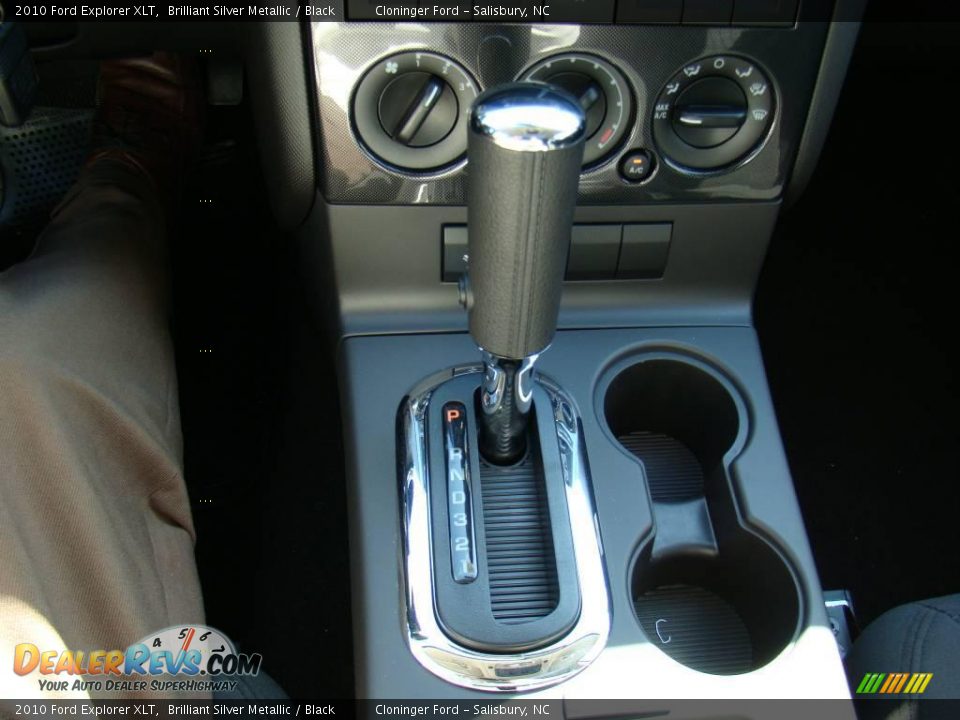 2010 Ford Explorer XLT Brilliant Silver Metallic / Black Photo #26