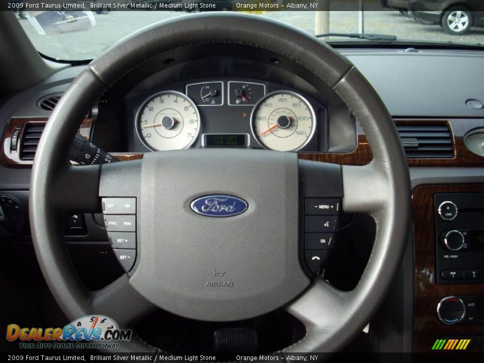 2009 Ford Taurus Limited Brilliant Silver Metallic / Medium Light Stone Photo #11