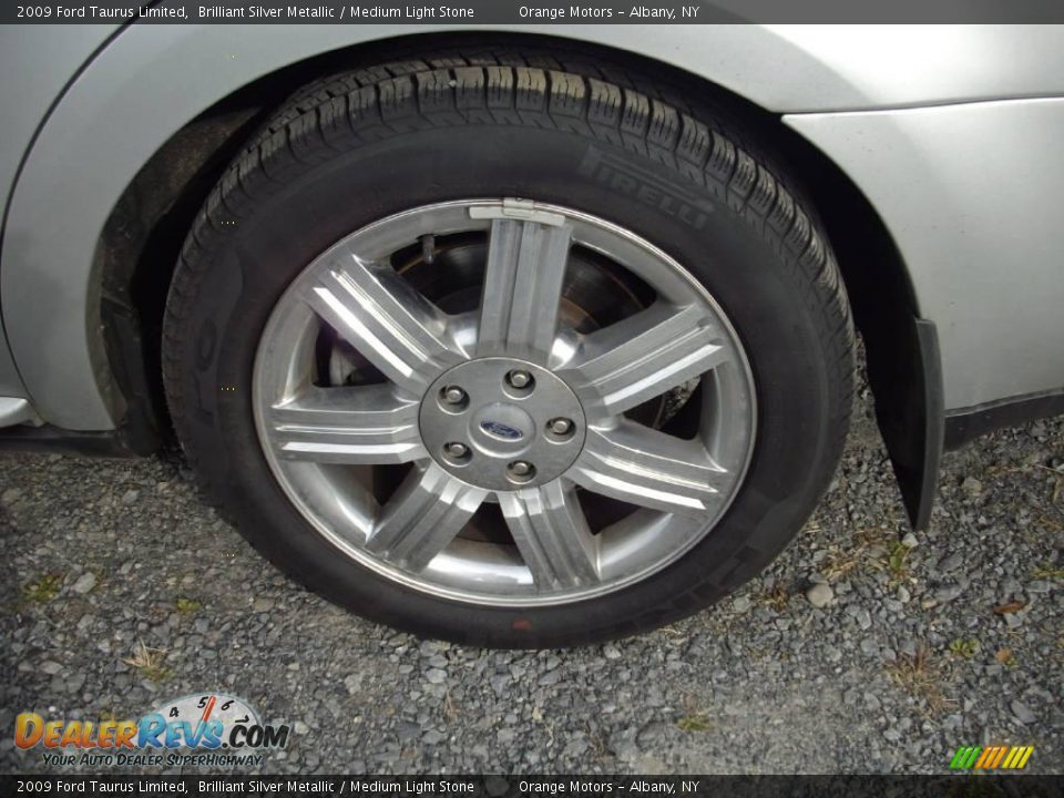 2009 Ford Taurus Limited Brilliant Silver Metallic / Medium Light Stone Photo #18
