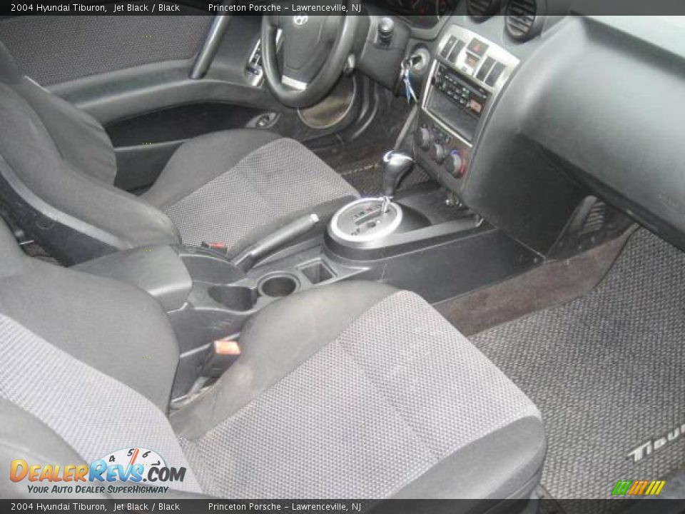 2004 Hyundai Tiburon Jet Black / Black Photo #19