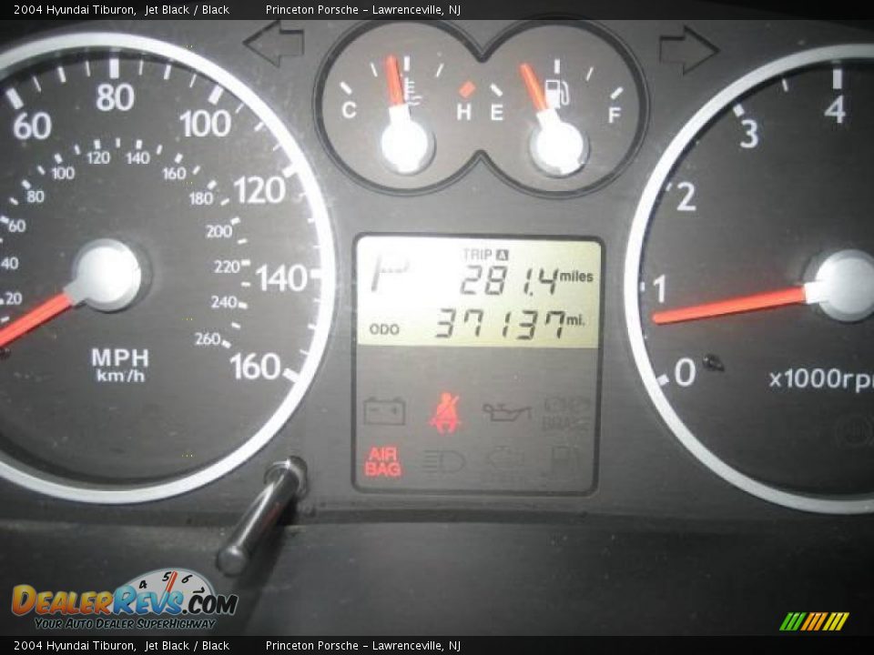 2004 Hyundai Tiburon Jet Black / Black Photo #22