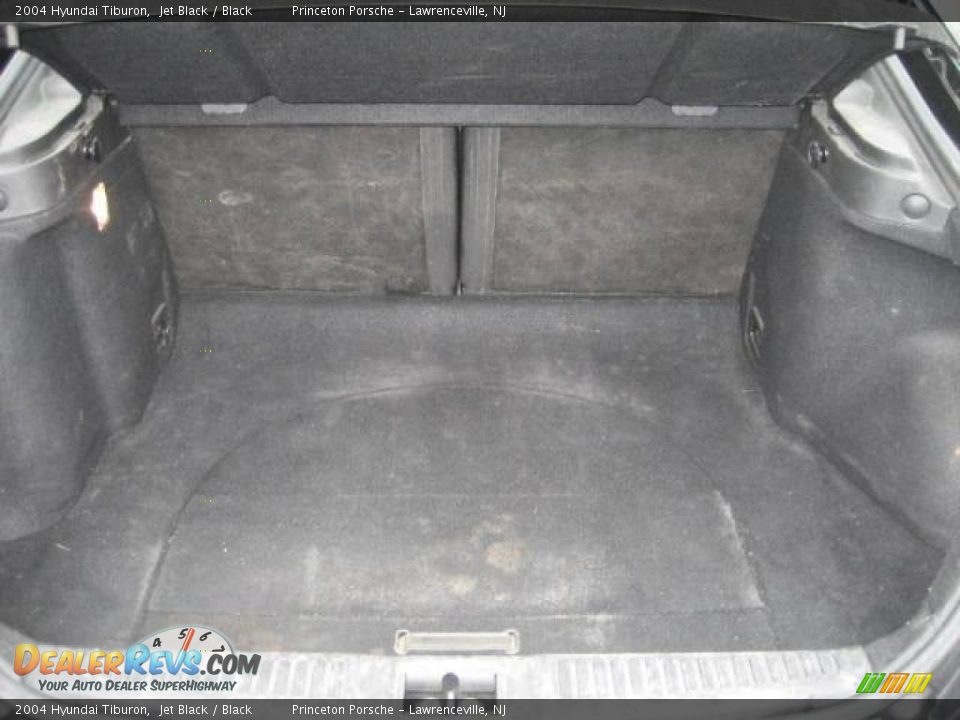2004 Hyundai Tiburon Jet Black / Black Photo #29