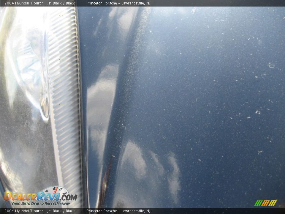 2004 Hyundai Tiburon Jet Black / Black Photo #34