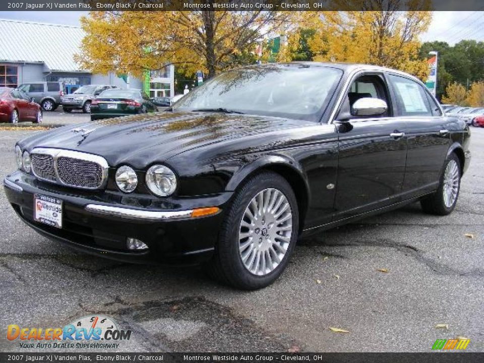 2007 Jaguar XJ Vanden Plas Ebony Black / Charcoal Photo #1