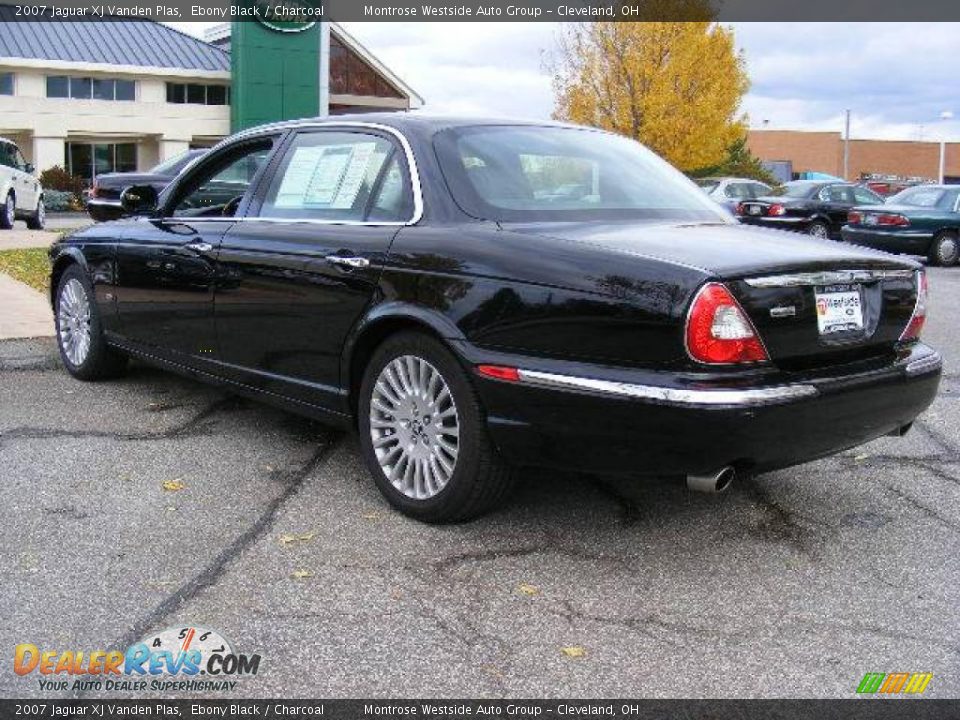 2007 Jaguar XJ Vanden Plas Ebony Black / Charcoal Photo #3