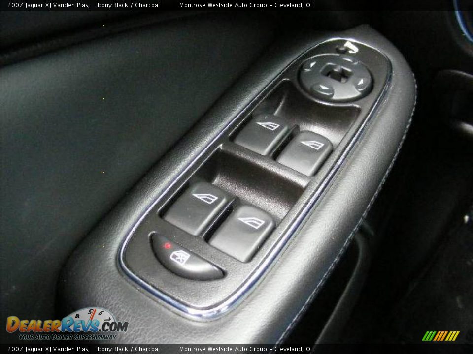 2007 Jaguar XJ Vanden Plas Ebony Black / Charcoal Photo #24