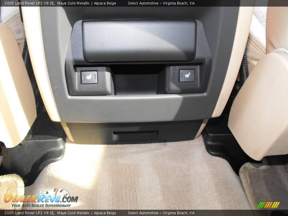 2005 Land Rover LR3 V8 SE Maya Gold Metallic / Alpaca Beige Photo #16