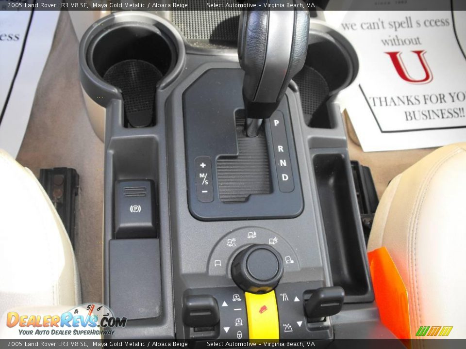2005 Land Rover LR3 V8 SE Maya Gold Metallic / Alpaca Beige Photo #20