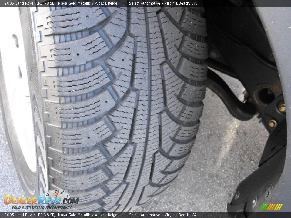 2005 Land Rover LR3 V8 SE Maya Gold Metallic / Alpaca Beige Photo #23