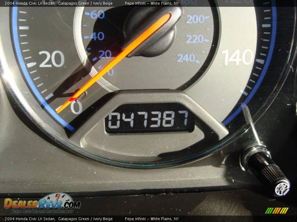 2004 Honda Civic LX Sedan Galapagos Green / Ivory Beige Photo #22