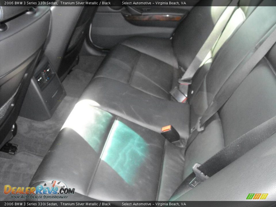 2006 BMW 3 Series 330i Sedan Titanium Silver Metallic / Black Photo #14
