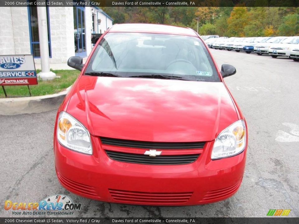 2006 Chevrolet Cobalt LS Sedan Victory Red / Gray Photo #4