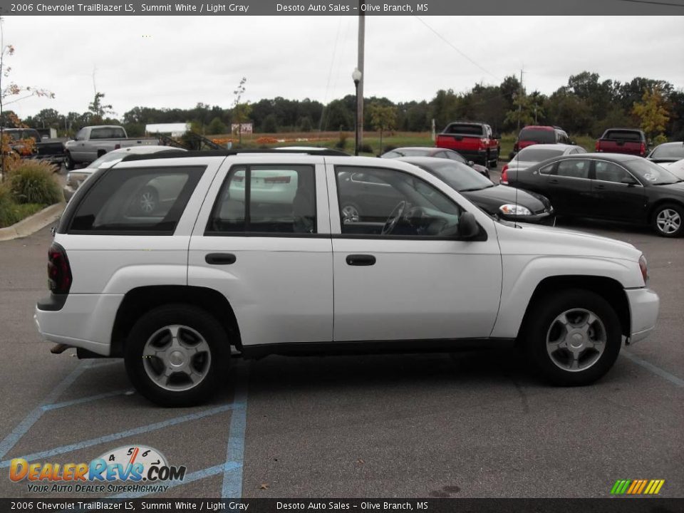 2006 Chevrolet TrailBlazer LS Summit White / Light Gray Photo #5