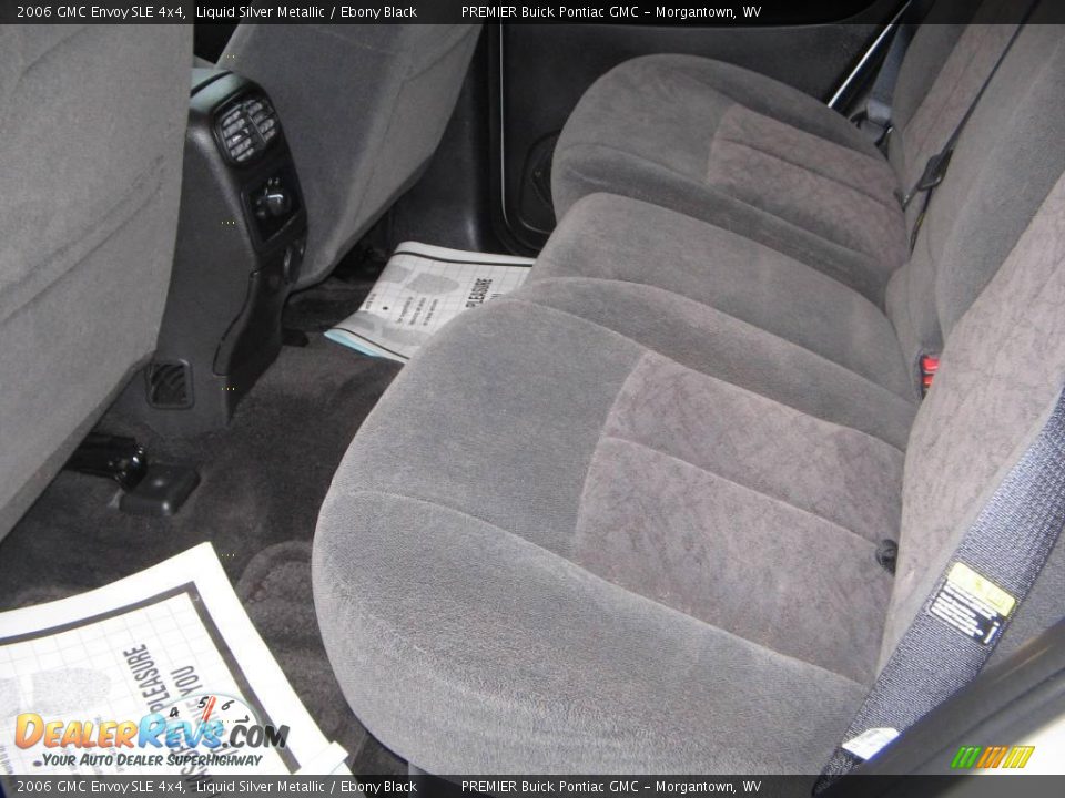 2006 GMC Envoy SLE 4x4 Liquid Silver Metallic / Ebony Black Photo #10