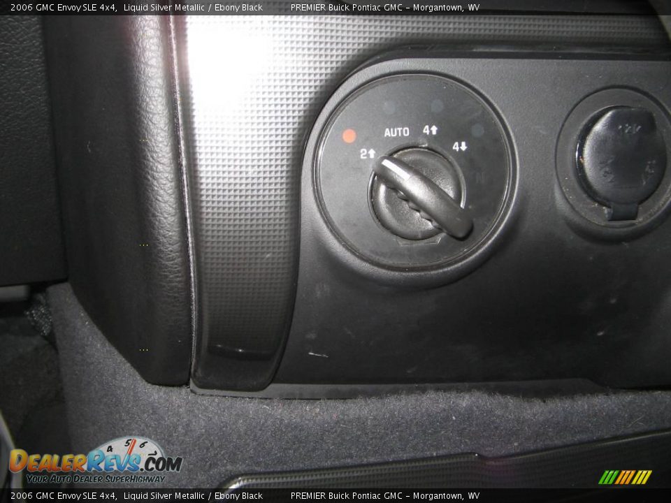 2006 GMC Envoy SLE 4x4 Liquid Silver Metallic / Ebony Black Photo #15