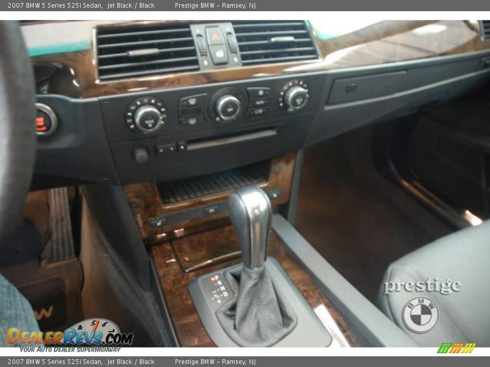 2007 BMW 5 Series 525i Sedan Jet Black / Black Photo #7