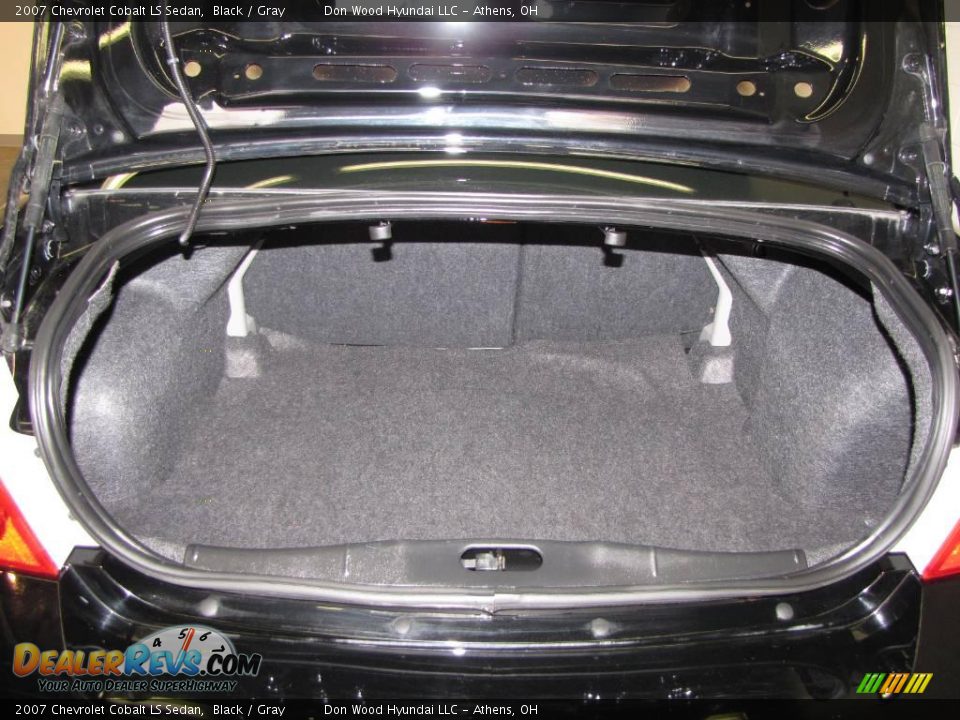 2007 Chevrolet Cobalt LS Sedan Black / Gray Photo #17
