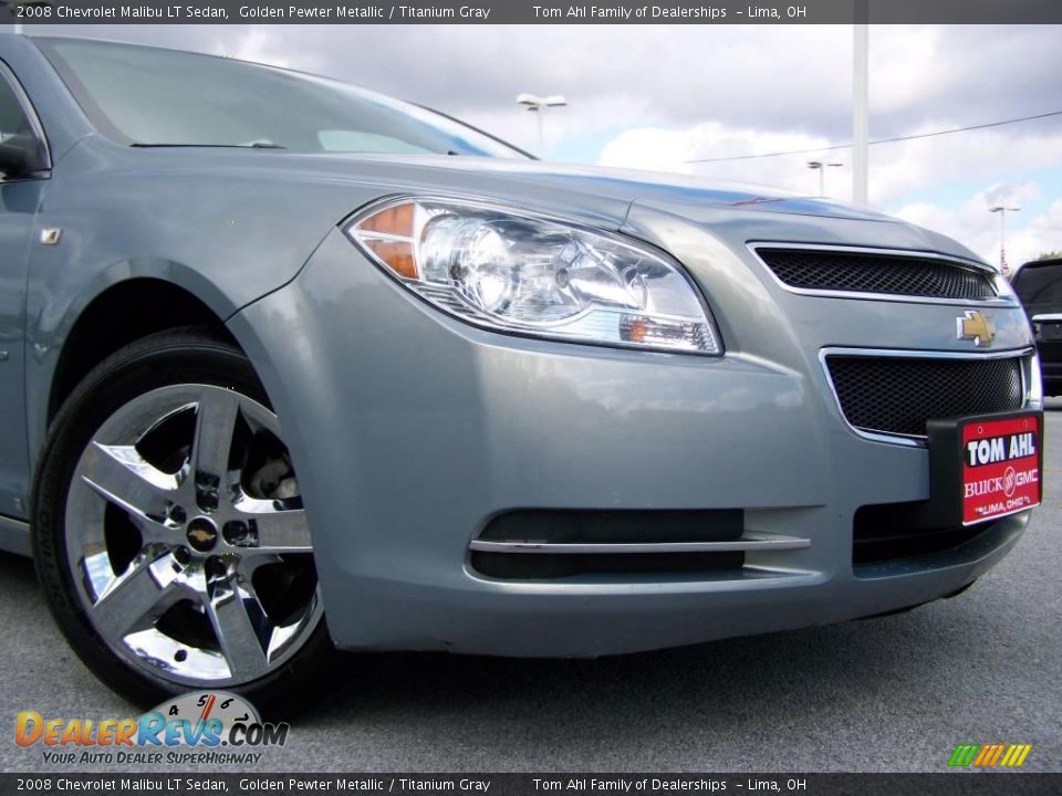 2008 Chevrolet Malibu LT Sedan Golden Pewter Metallic / Titanium Gray Photo #2