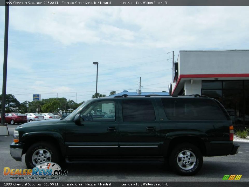 1999 Chevrolet Suburban C1500 LT Emerald Green Metallic / Neutral Photo #2