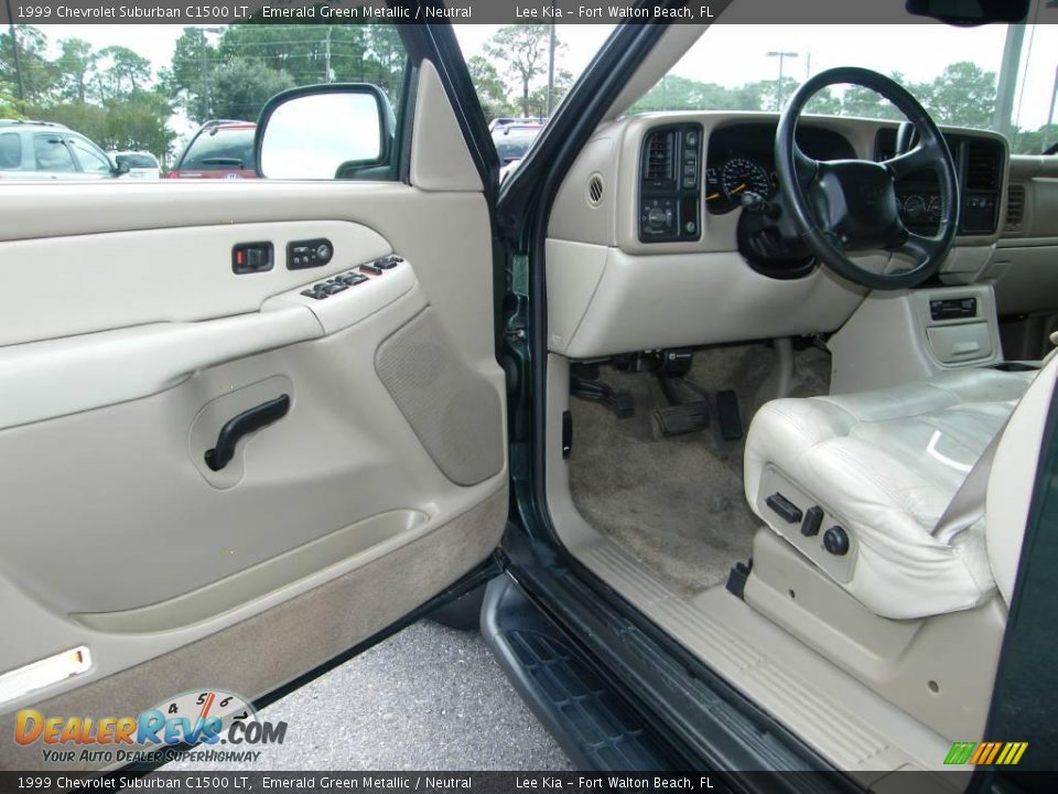 1999 Chevrolet Suburban C1500 LT Emerald Green Metallic / Neutral Photo #13